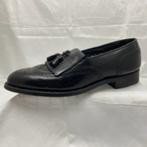 Florsheim Imperial Black Leather Tasseled Loafers. Size 7.5 US